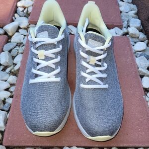 KURU Charcoal and Cream Sneakers Women's Size 9.5 new without box